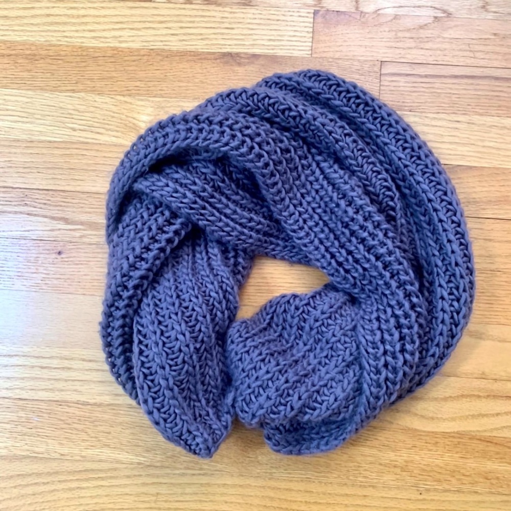 Purple knit scarf